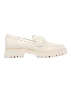 Nine West Garren Ivory Flats