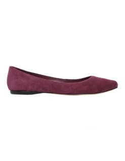 Nine West Speakup Red Flats